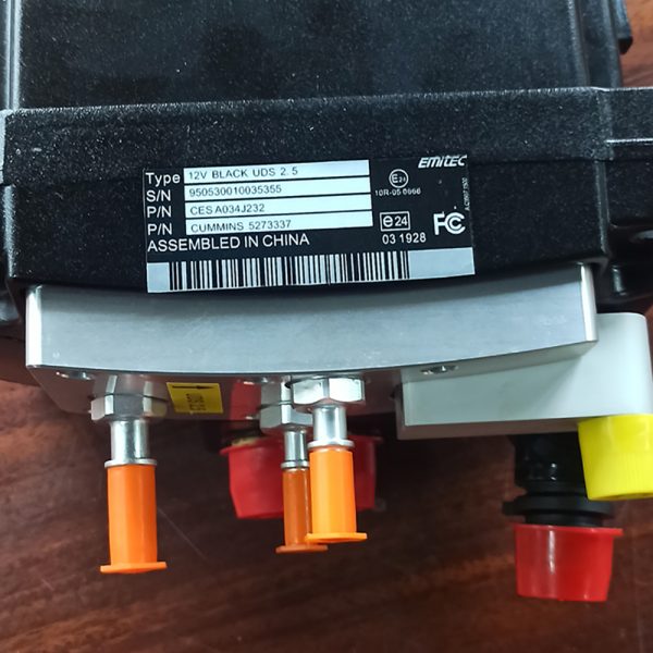 1.8 5273337 Cummins genuine urea dosing pump/ DEF urea adblue pump for cummins