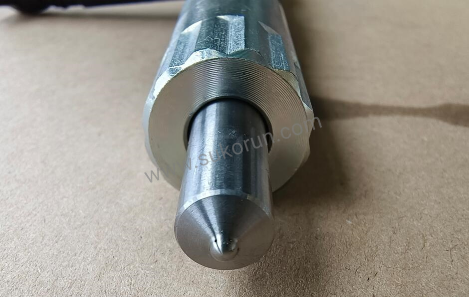 Common Rail Fuel Injector 095000-6070 for Komatsu 6D125