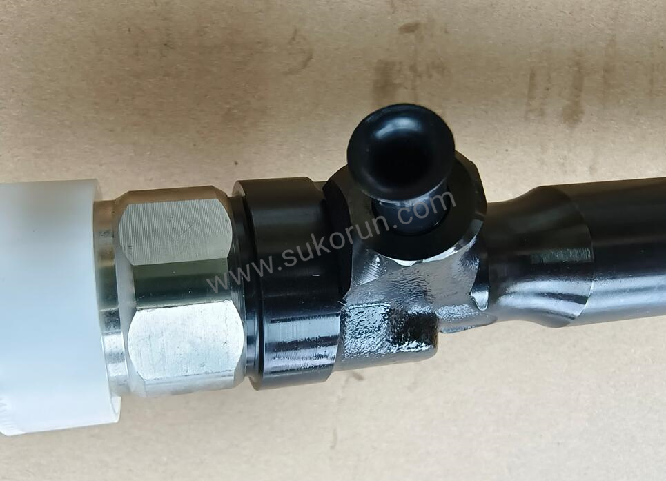Common Rail Fuel Injector 23670-30240 for Toyota Engine