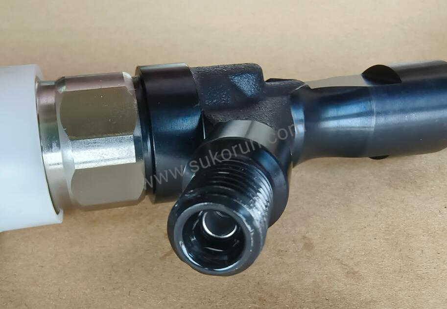 Common Rail Fuel Injector 23670-30310 for Denso 095000-7800