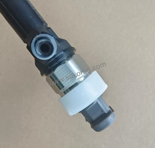Common Rail Fuel Injector 23670-51031 for Denso 095000-9730