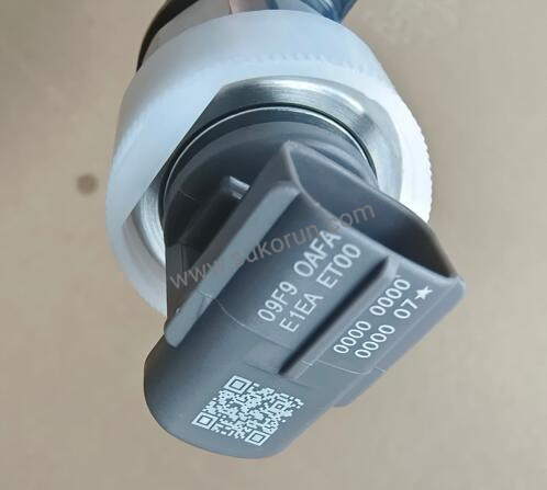Common Rail Fuel Injector 23670-51031 for Denso 095000-9730