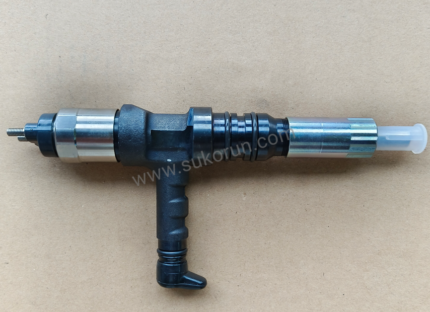 Common Rail Fuel Injector 095000-6290 for Komatsu 6245-11-3100