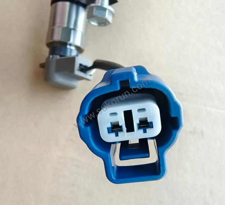 Common Rail Fuel Injector 095000-5226 for Hino 23670-E0341