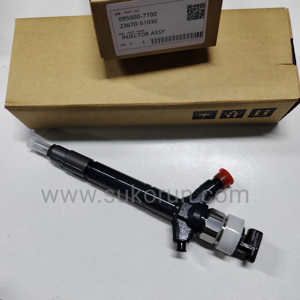 Diesel Fuel Injector 23670-51030 095000-7700 for DENSO Toyota Land Cruiser